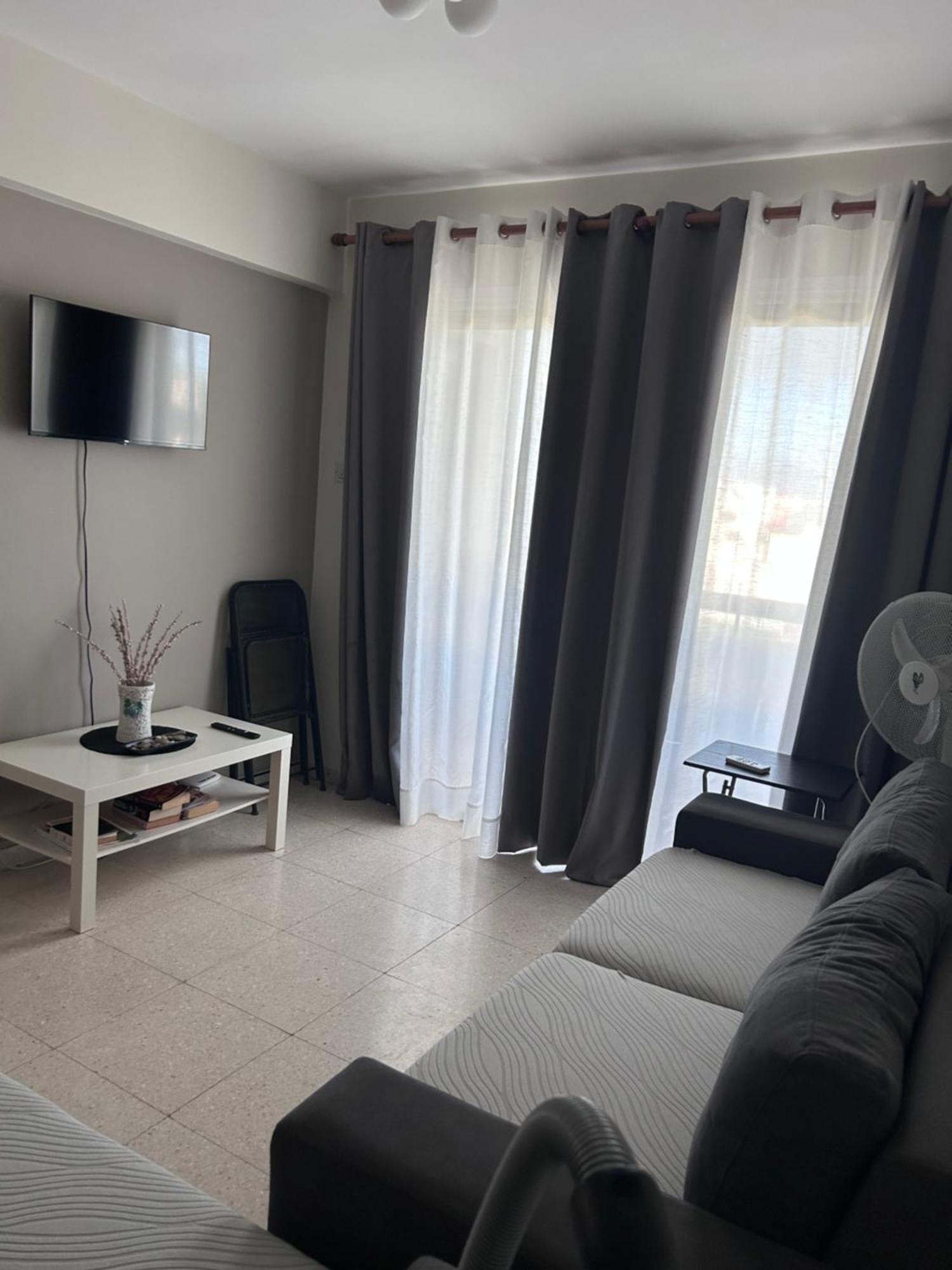 Ptolemaidos Cosy Family Apartment Larnaca Exterior foto