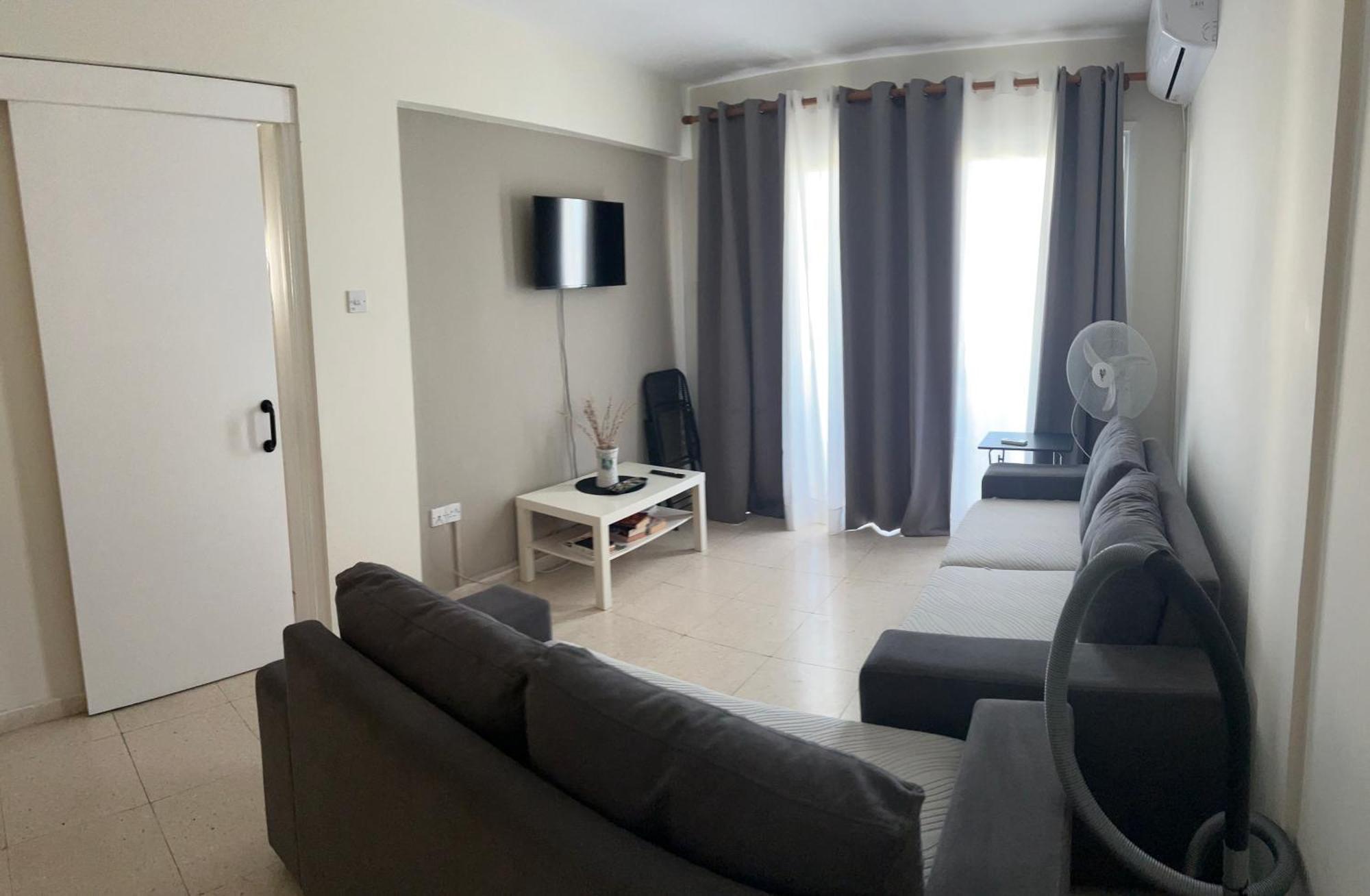 Ptolemaidos Cosy Family Apartment Larnaca Exterior foto